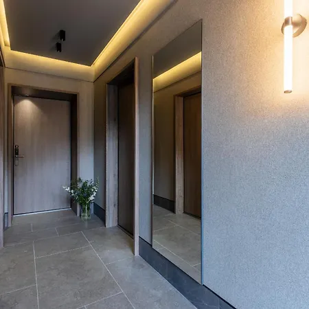 Monciak Elegance - Plaza